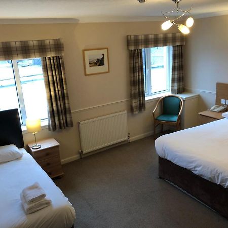 Caledonian Hotel Portree Ngoại thất bức ảnh