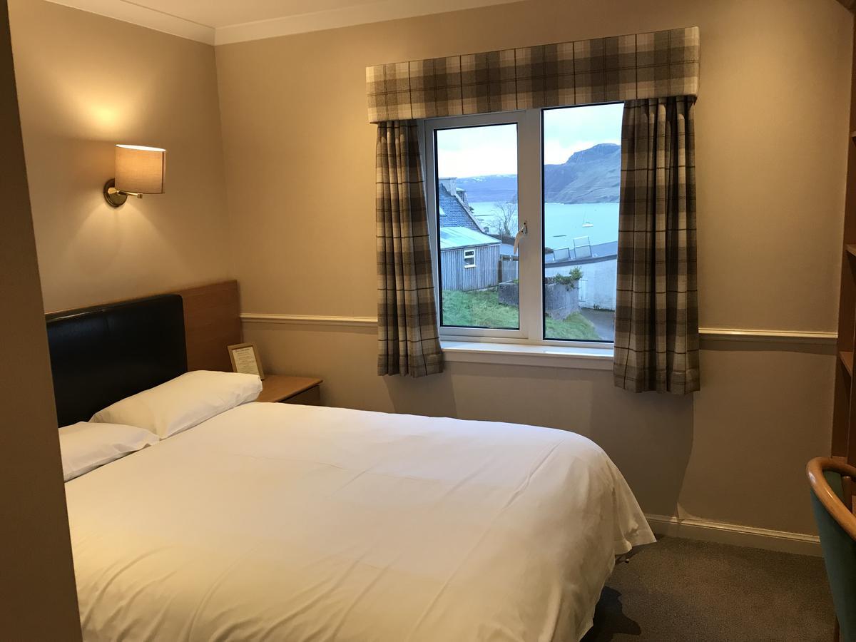 Caledonian Hotel Portree Ngoại thất bức ảnh