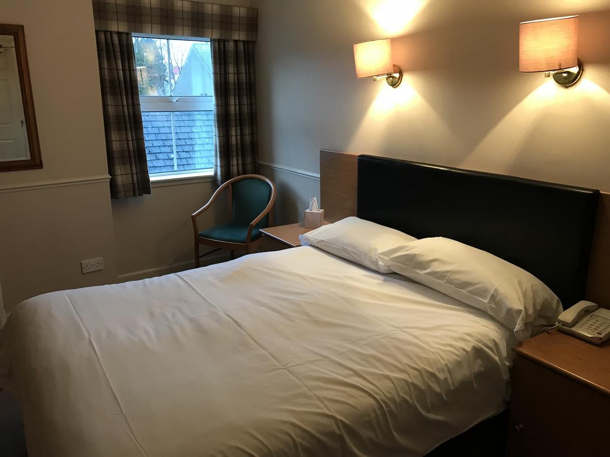 Caledonian Hotel Portree Ngoại thất bức ảnh