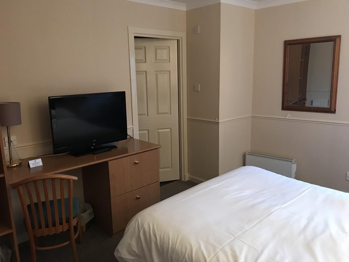 Caledonian Hotel Portree Ngoại thất bức ảnh